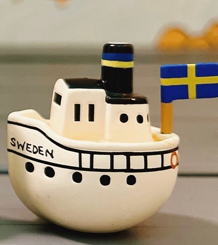 Lisa Larson figure Gustavsberg boat båt miniatyr-Limited Edition