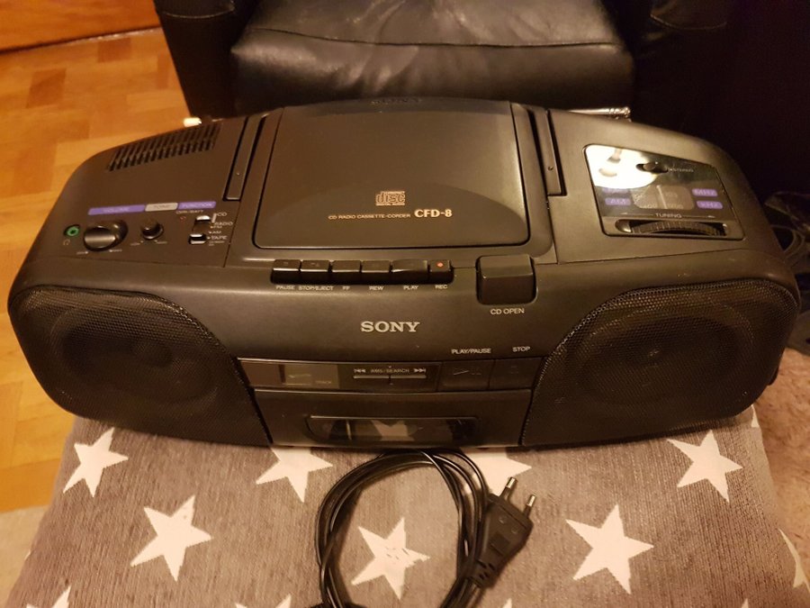 Sony Stor pampig Stereokassettradio med cd