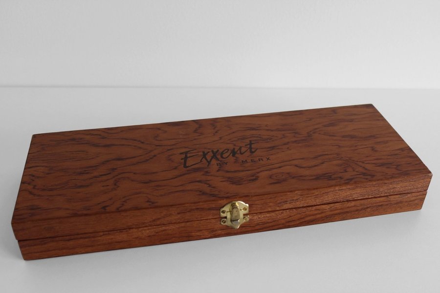 Exxent by Merx | 8 st Rostfria bestick med trähandtag i original låda | Oanvänt
