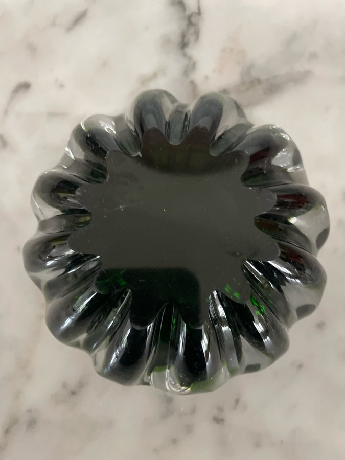 VINTAGE MURANO KONSTGLAS SKÅL ASKFAT I GRÖNT BUBBLIGT GLAS 60-tal 70-tal