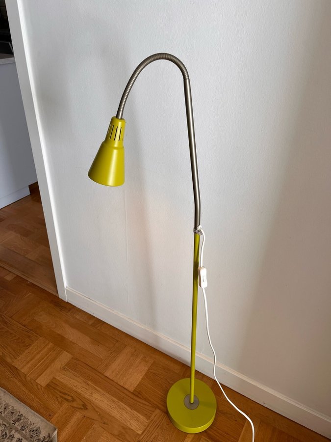 IKEA vintage lampa RÖNNINGE design Marianne Knut Högberg limegrön med glödlampa