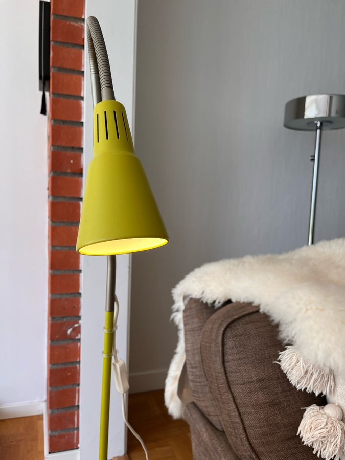 IKEA vintage lampa RÖNNINGE design Marianne Knut Högberg limegrön med glödlampa