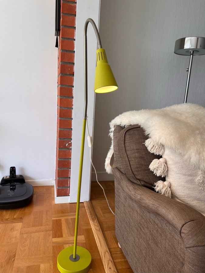 IKEA vintage lampa RÖNNINGE design Marianne Knut Högberg limegrön med glödlampa