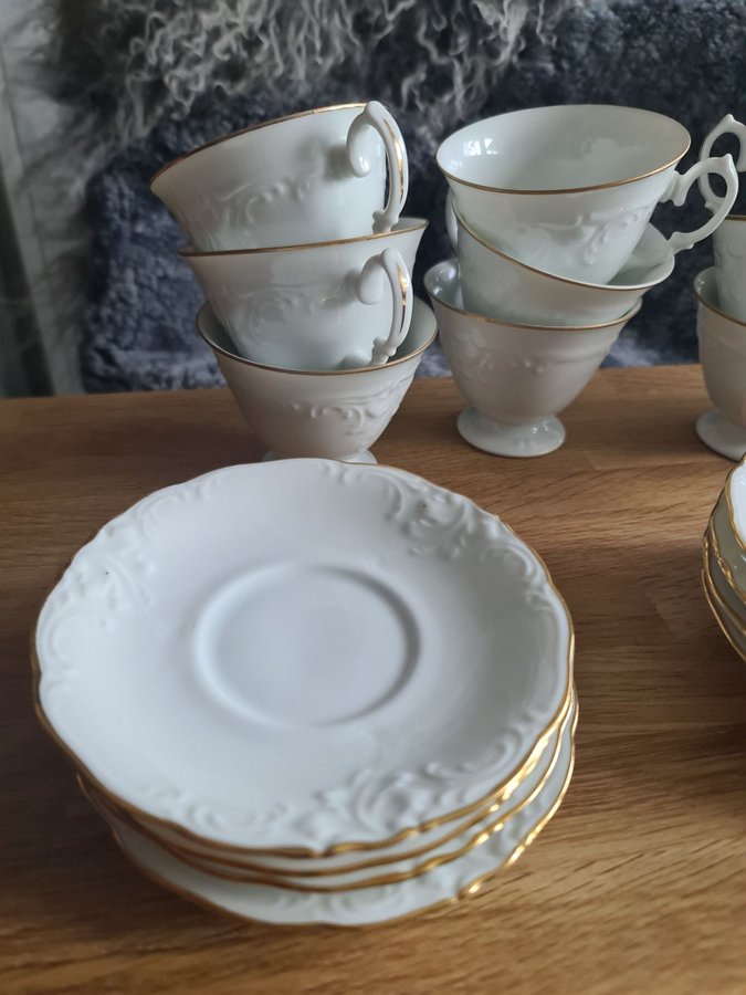 Mycket fin ! 12 st Vintage shabby chic kaffekoppar med fat guldkant polen SÖTA