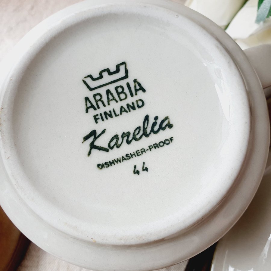 Arabia KARELIA stora koppar kaffekoppar/ tekoppar med fat retro 70-tal