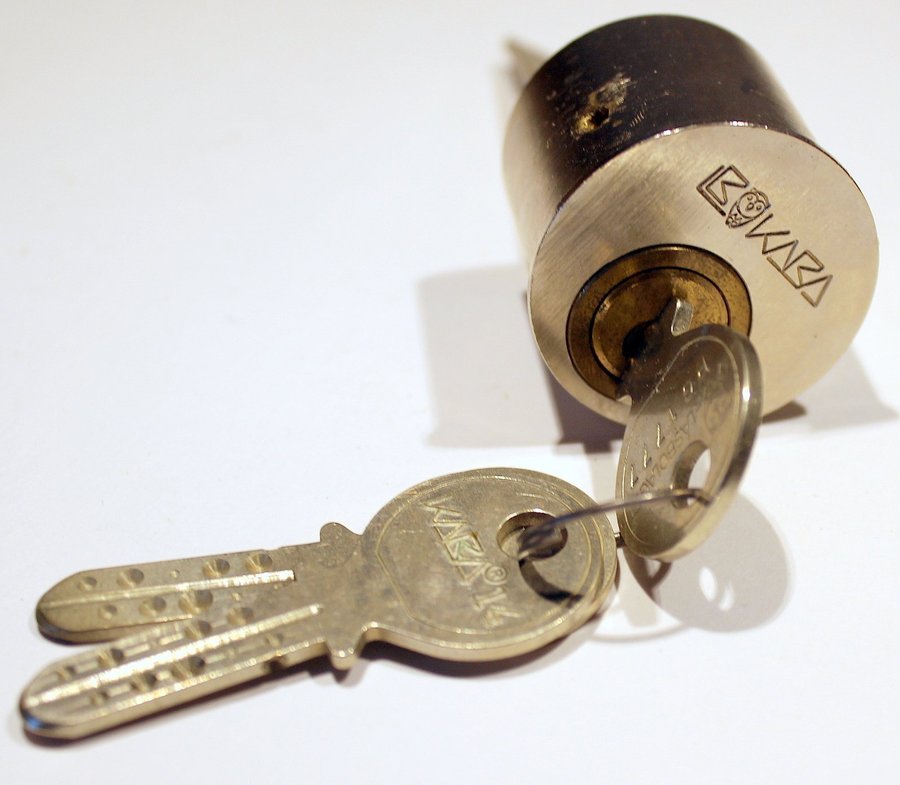 KABA 14- PG 1777 inkl tre nycklar
