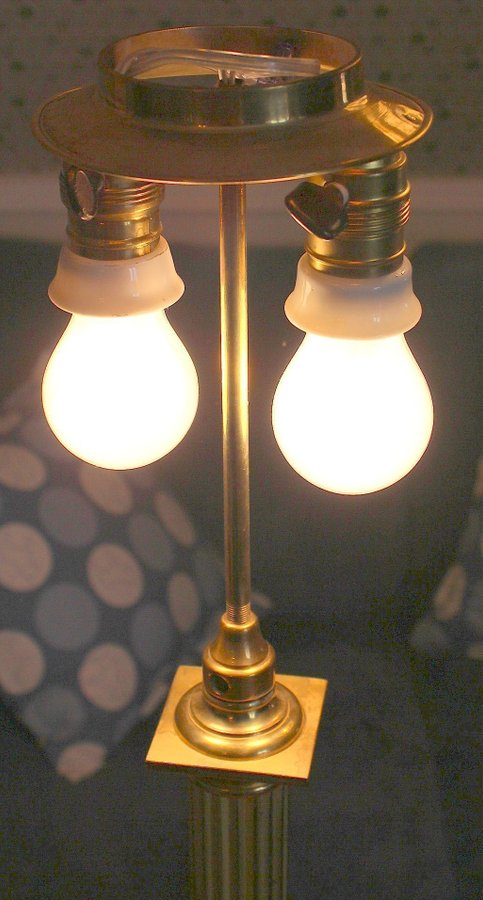 Klassisk - Hinks  Sons -bordslampa ca 1930-talet!