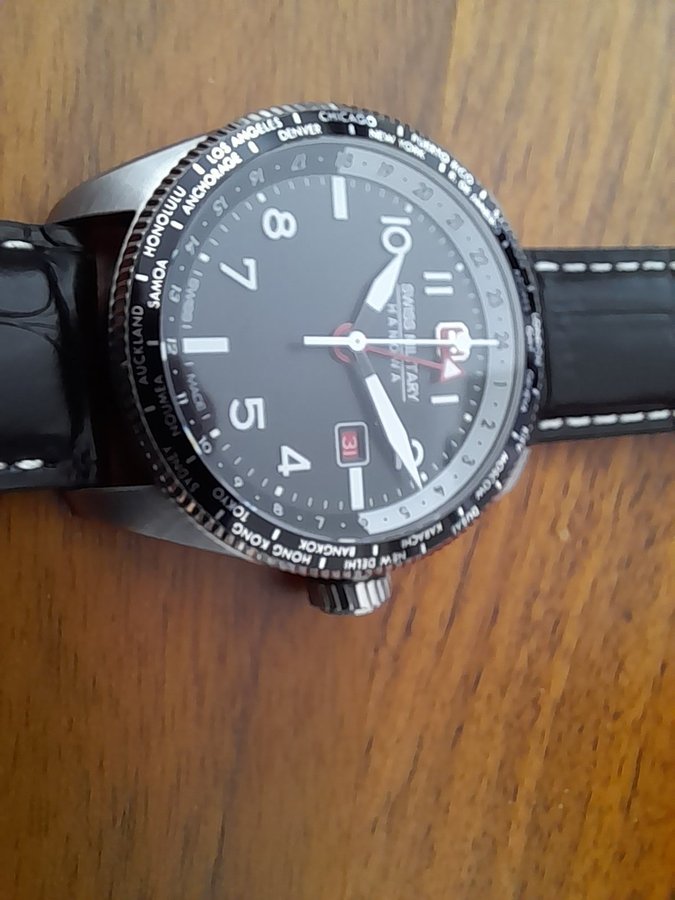 Swiss Military Hanowa GMT-klocka