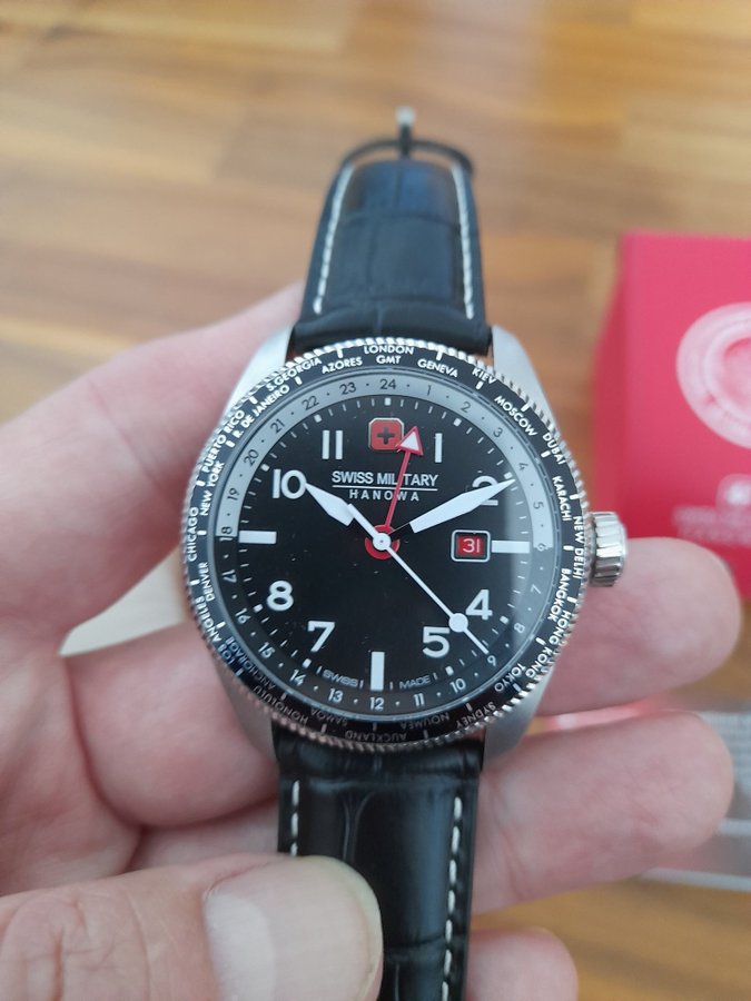 Swiss Military Hanowa GMT-klocka