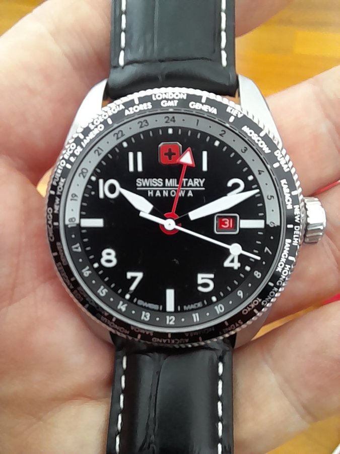 Swiss Military Hanowa GMT-klocka