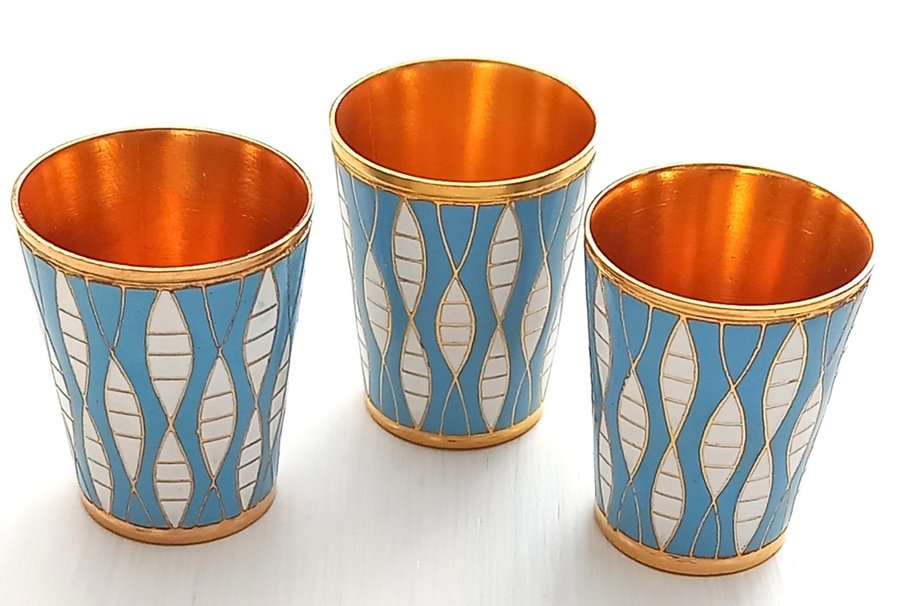 3 Rare Russian Gilded Vodka Cups / ryska retro vodkakoppar shotglas 1970-tal