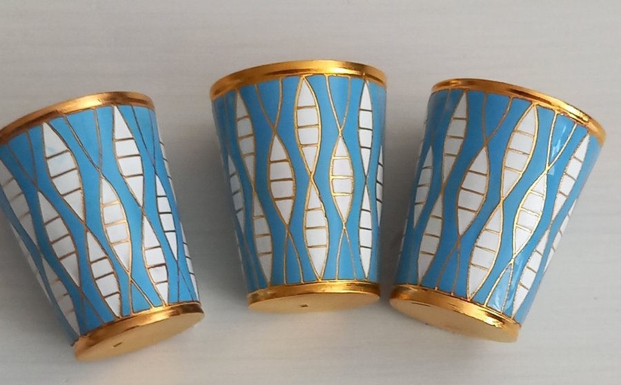 3 Rare Russian Gilded Vodka Cups / ryska retro vodkakoppar shotglas 1970-tal