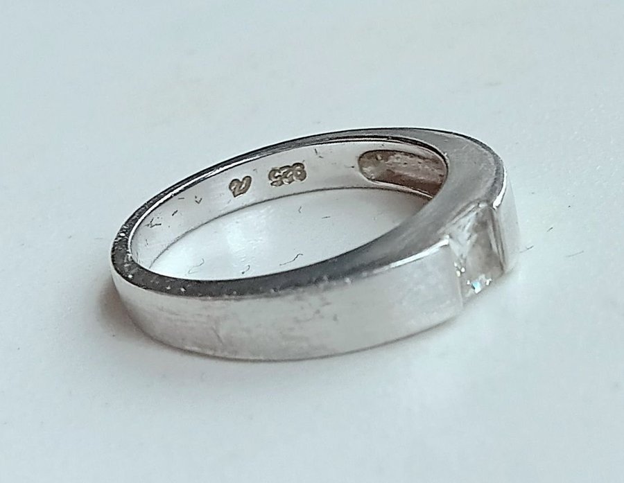 Mycket Vacker Ring Sterling Silver Med Bergskristall 16½mm Ø 314 GRAM!