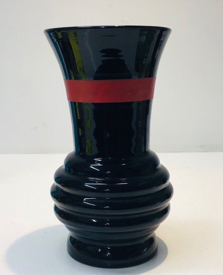 Art Deco Vintage Vacker Stor Vas från Åfors glasbruk i fint skick !