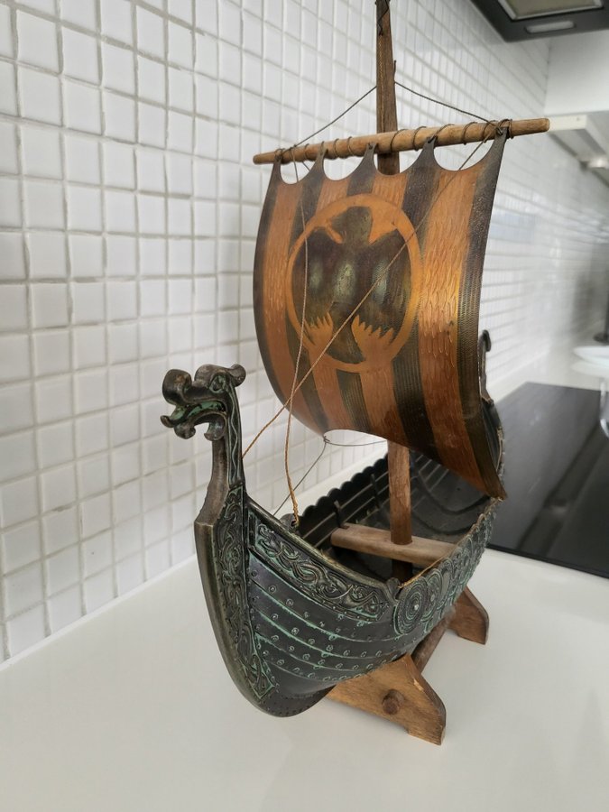 Viking båt dragon I Mässing  40 cm