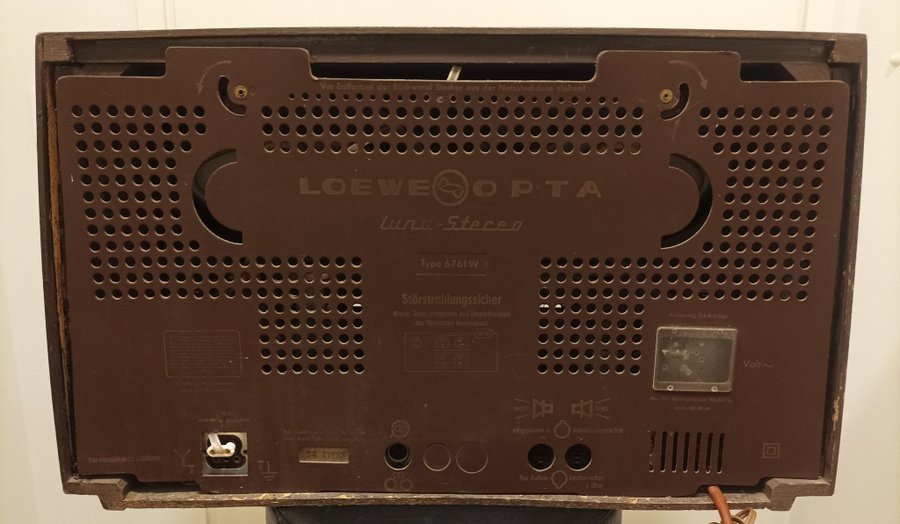 LOEWE OPTA Luna Stereo