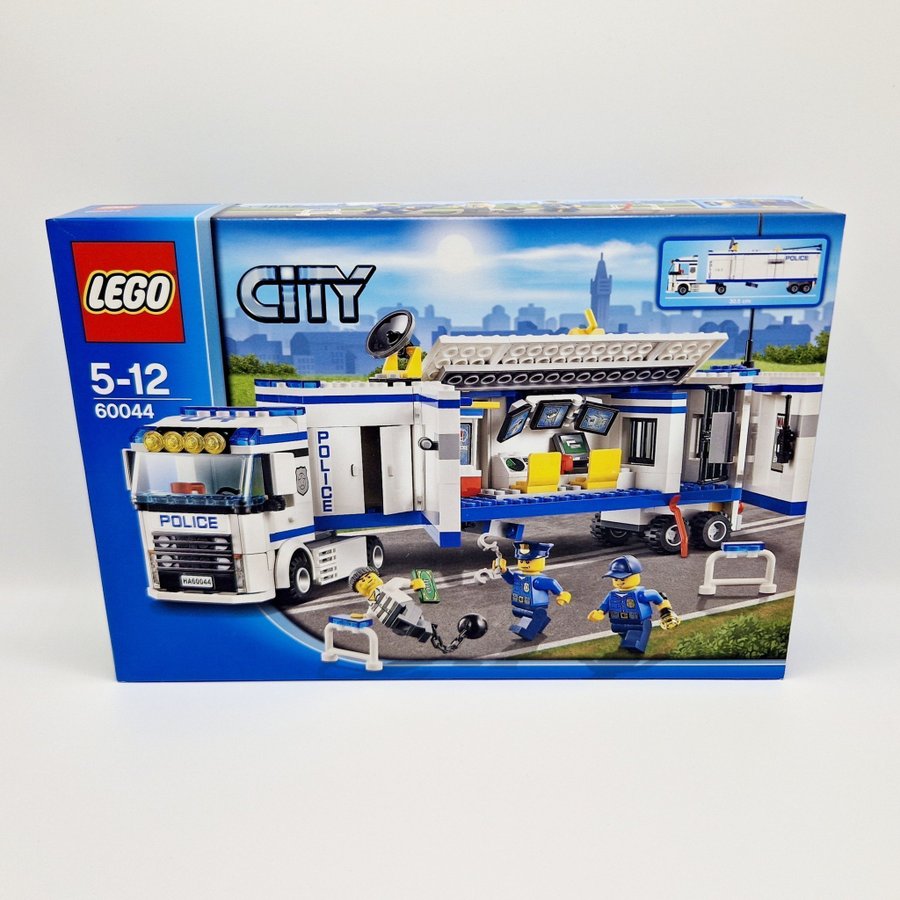 LEGO 60044 - City - Mobile Police Unit - Oöppnad