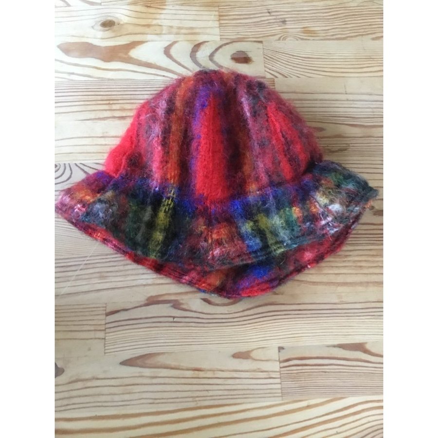 Ylle hatt/ hatt i mohair och ull/ röd hatt