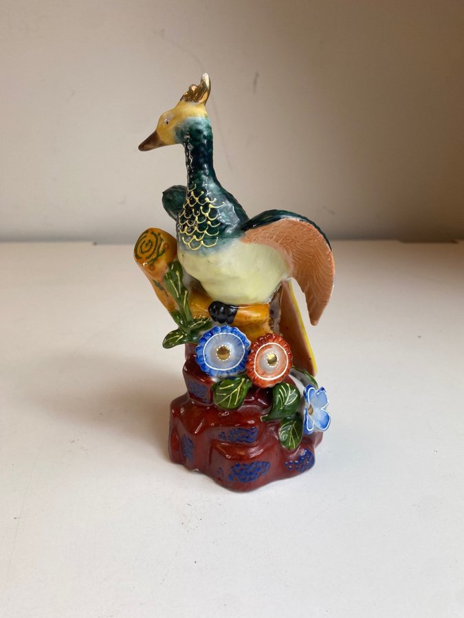 Äldre keramik figurin ” Japansk fågel ” Made in Japan