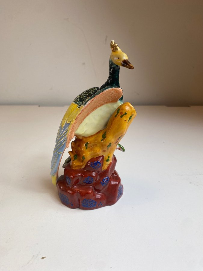 Äldre keramik figurin ” Japansk fågel ” Made in Japan