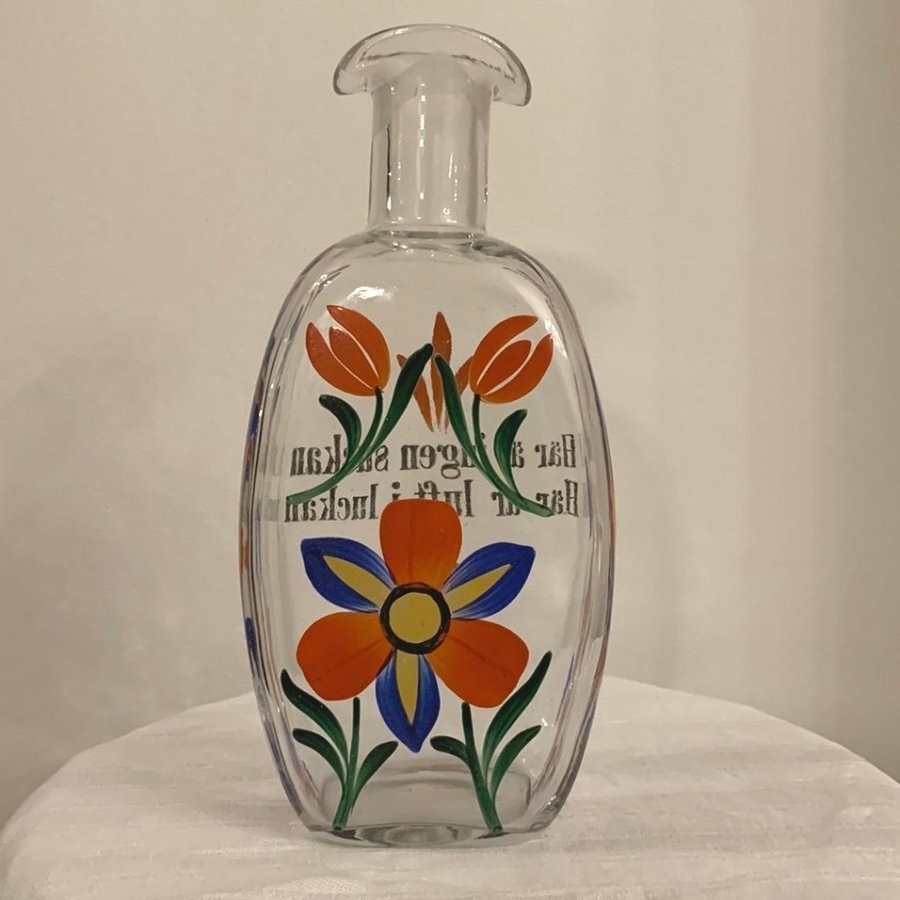 Brännvinsflaska snaps Handmålad äldre glas flaska text Allmoge retro