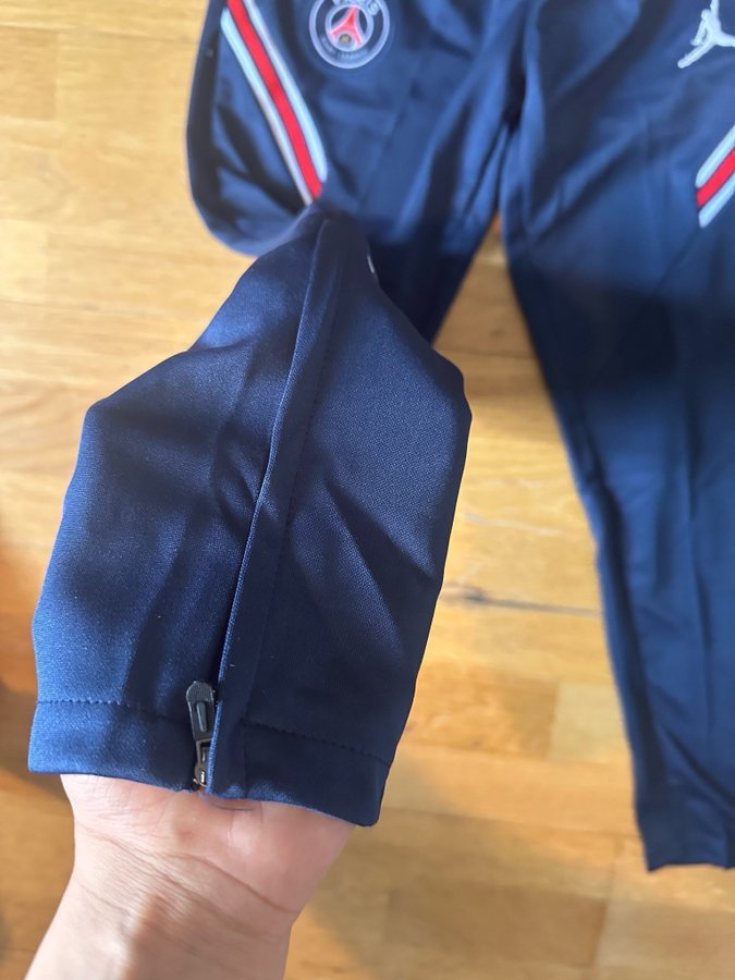 Psg Tracksuit storlek M