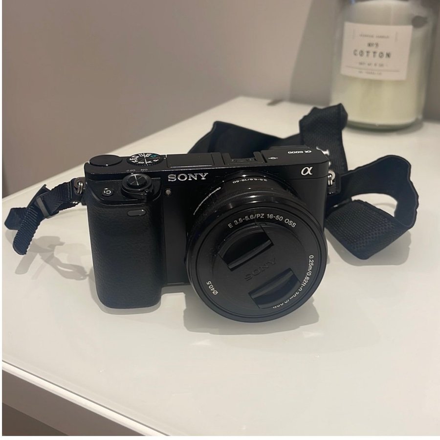 Sony a6000 med objektiv