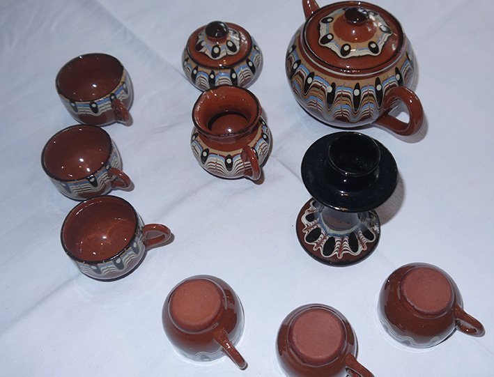 Keramikset litet format Troyan Bulgrian pottery elva delar vintage hantverk