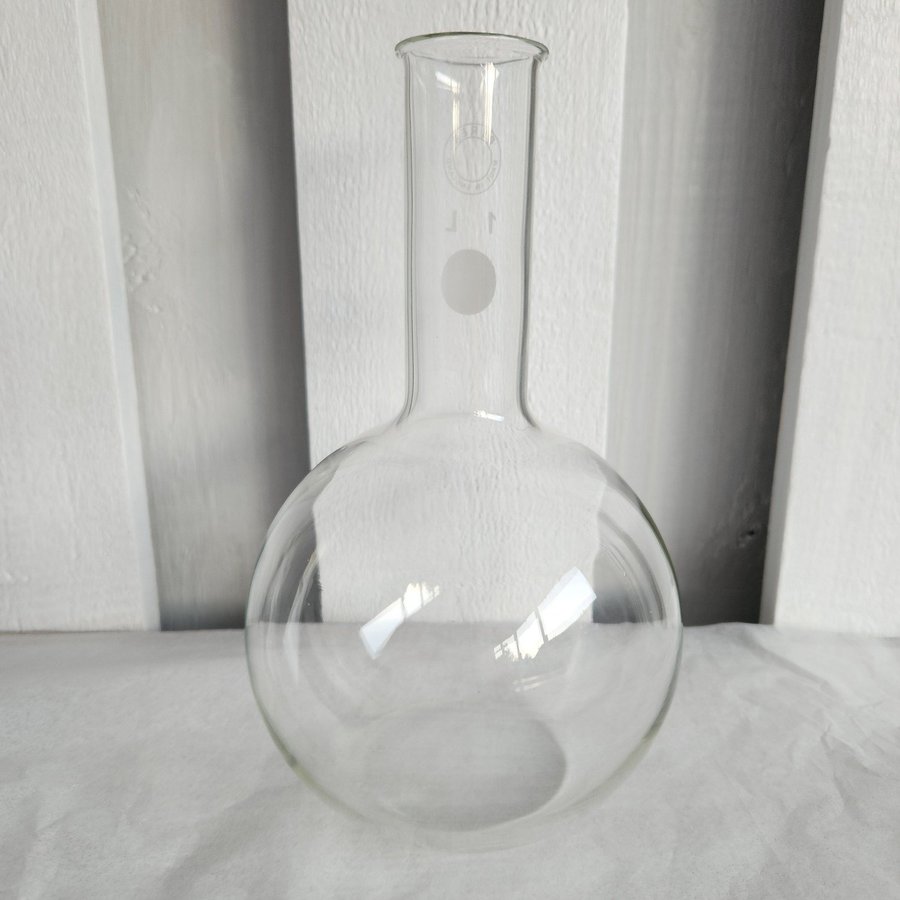 1 L PYREX Glass Flask Made In England