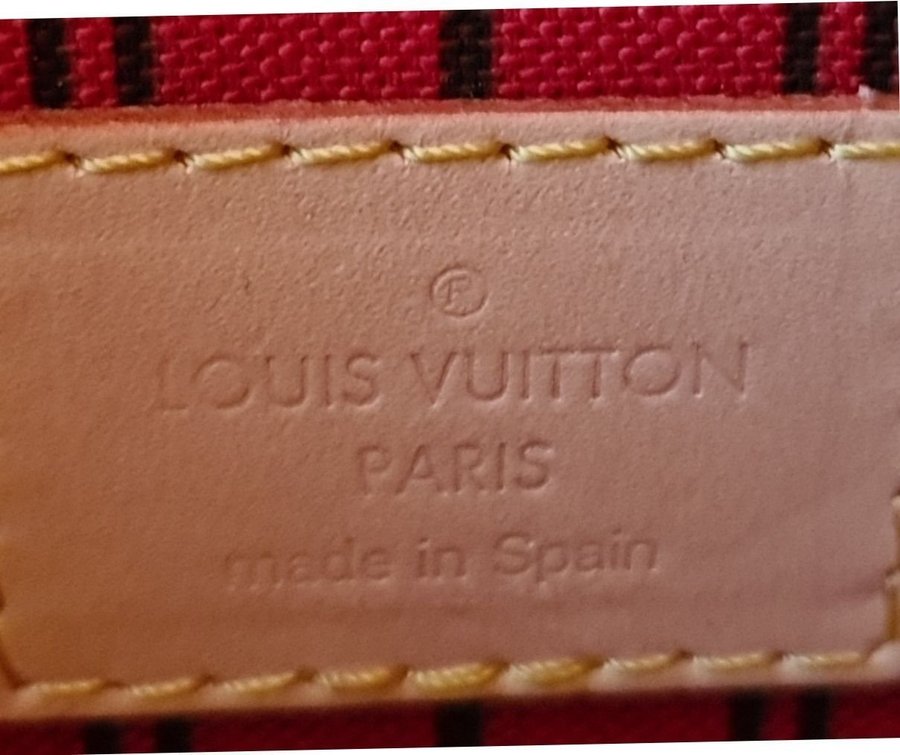 Louis vuitton Neverfull Monogram MM clutch