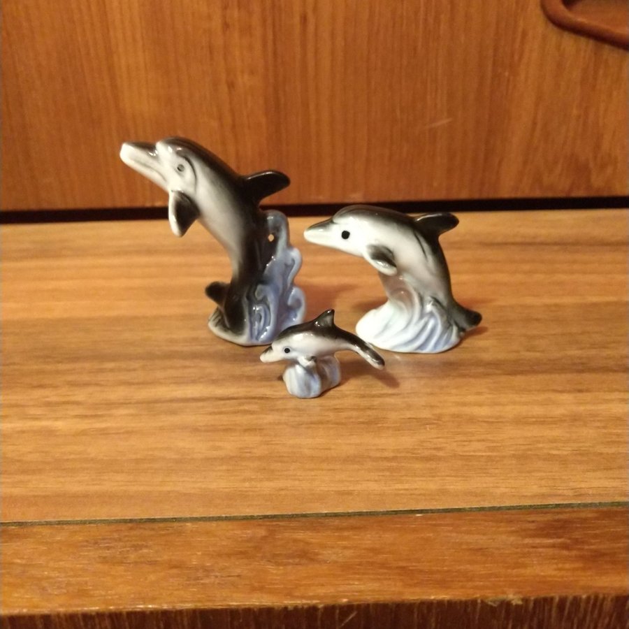 Vintage Porcelain Dolphin Set