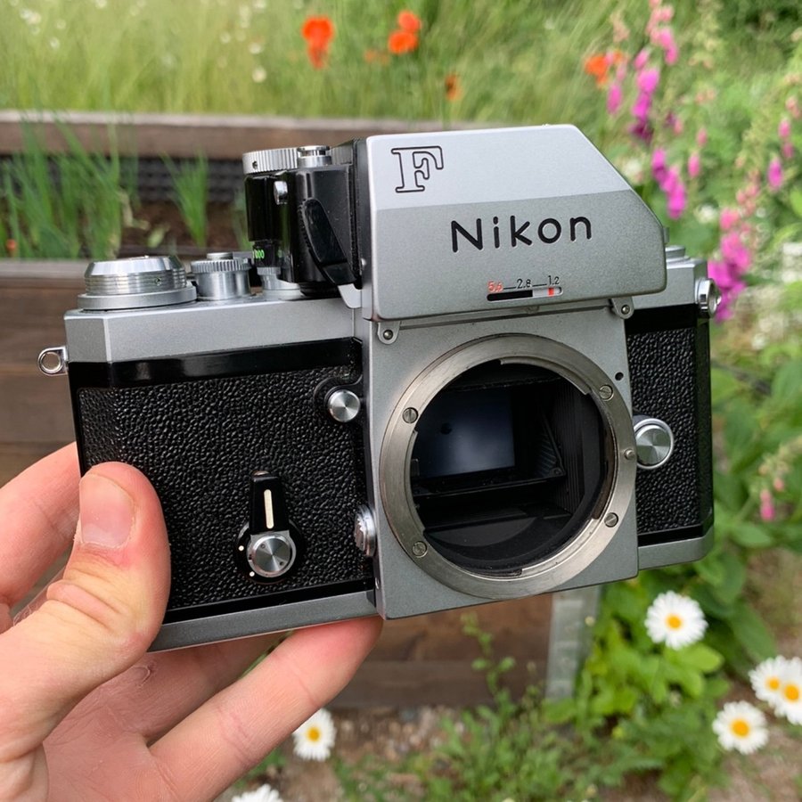 Nikon F + Photomic FTN – En av historiens viktigaste kameror i fint skick