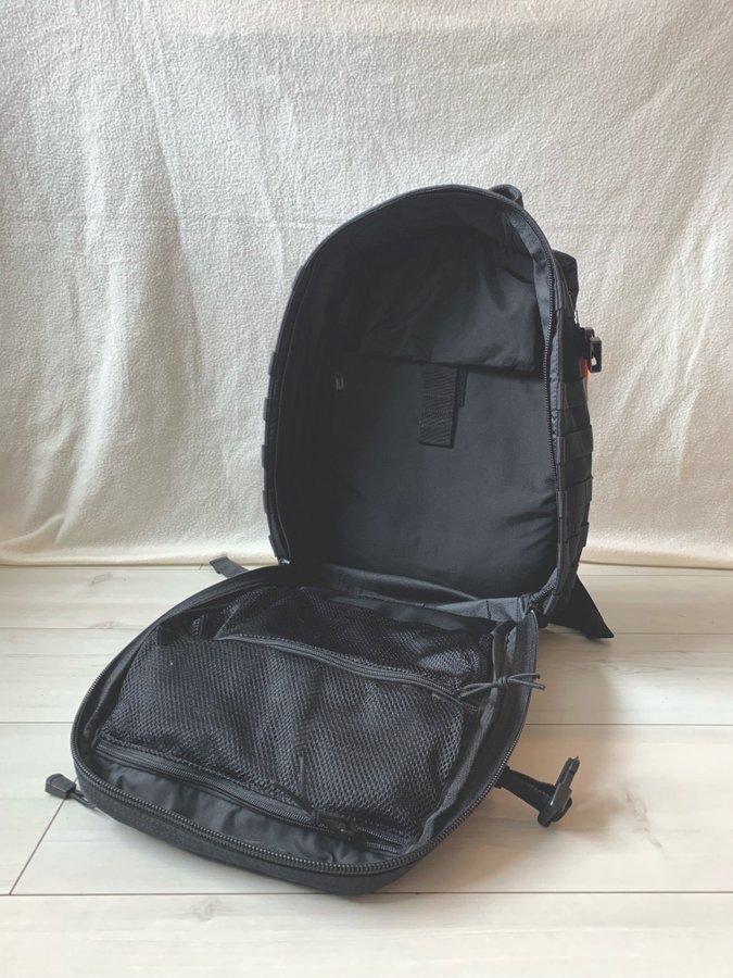 511 Rush 12 ryggsäck 26L (ny skick)