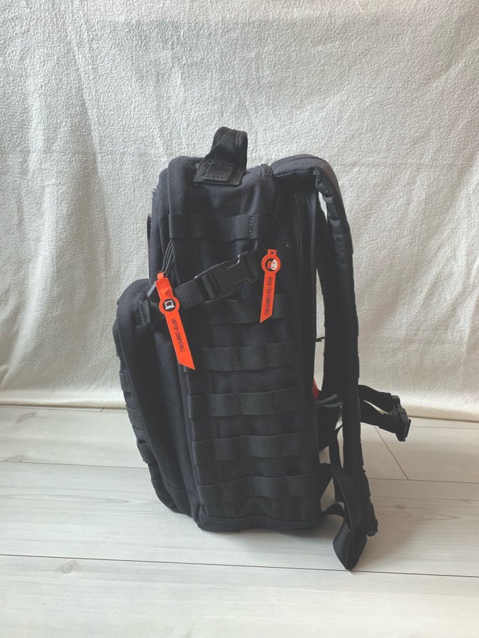 511 Rush 12 ryggsäck 26L (ny skick)