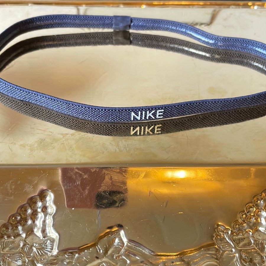 Nike hårband grått