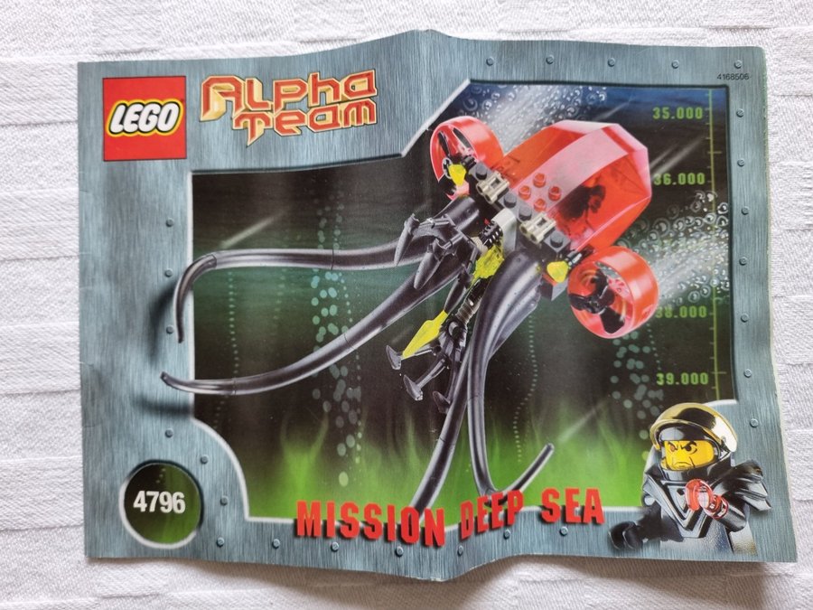 Komplett LEGO 4796 Ogel Mutant Squid med manual