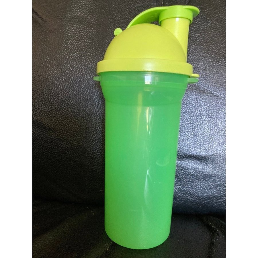 Ny Tupperware flaska med lock 400 ml