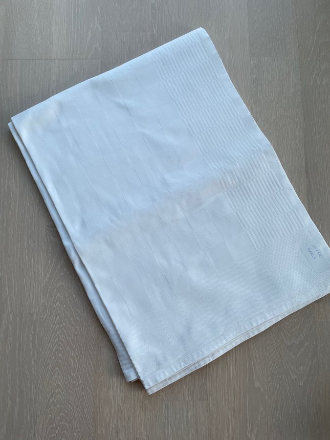 160x220 cm GEORG JENSEN DAMASK ny o oanvänd duk i 100% bomull str 160 x 220 cm