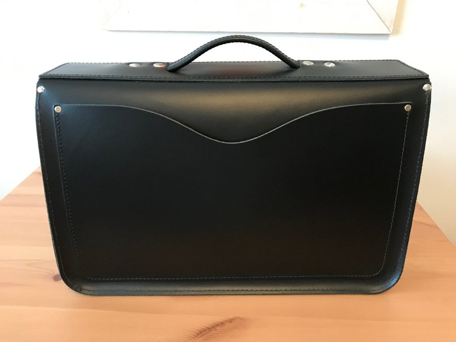 Leather briefcase satchel