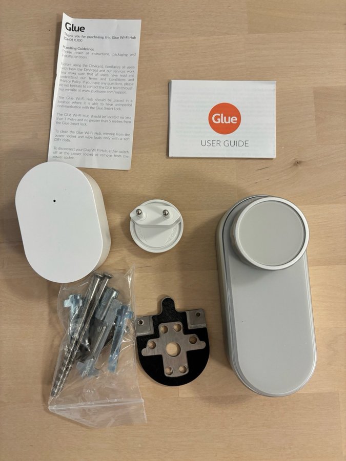 Glue smart lock med hub