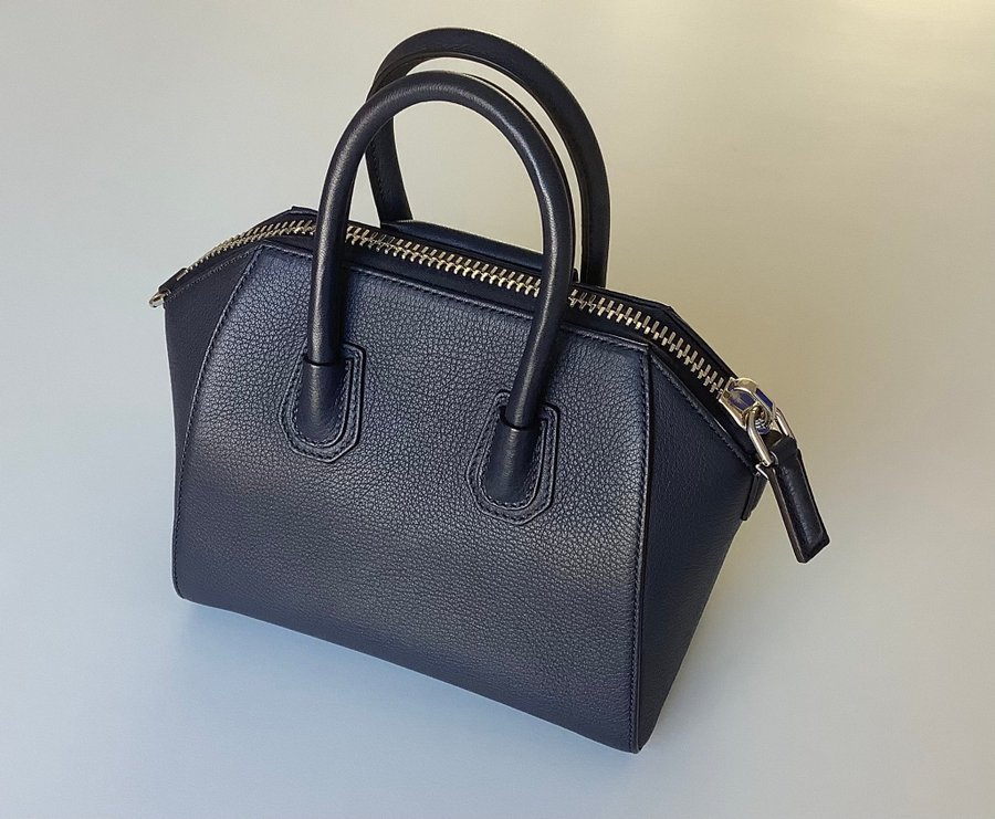 Givenchy Antigona mini