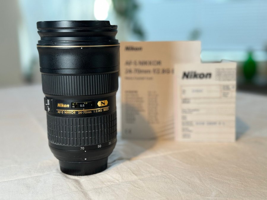 Nikon AF-S Nikkor 24-70mm f/28G ED Objektiv skadat men väl fungerande