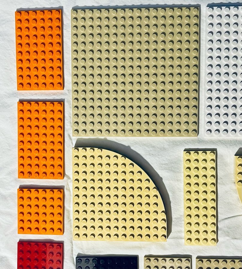 Lego Friends Plattor 2 tjocka och 15 tunna Olika färg och stl