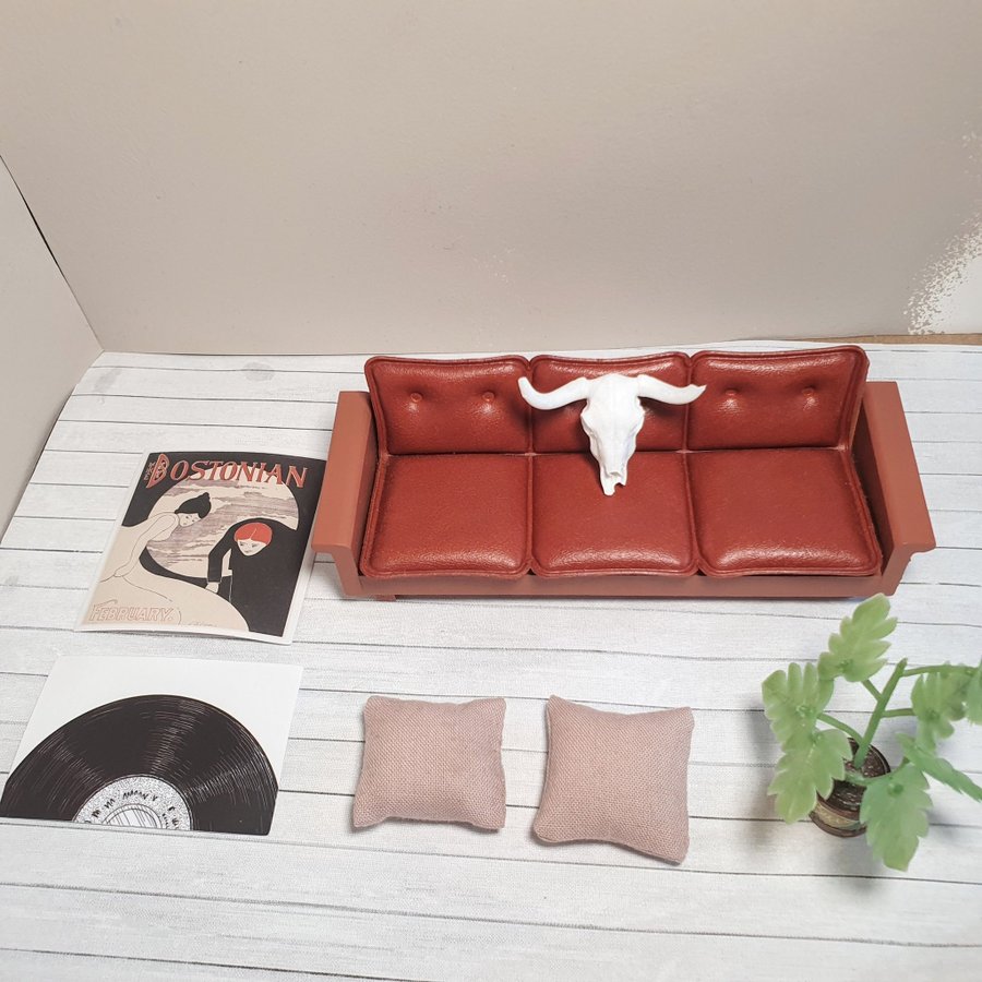 Paket m Lundby soffa "Brasilia" kuddar poster monstera skalle tjurhuvud