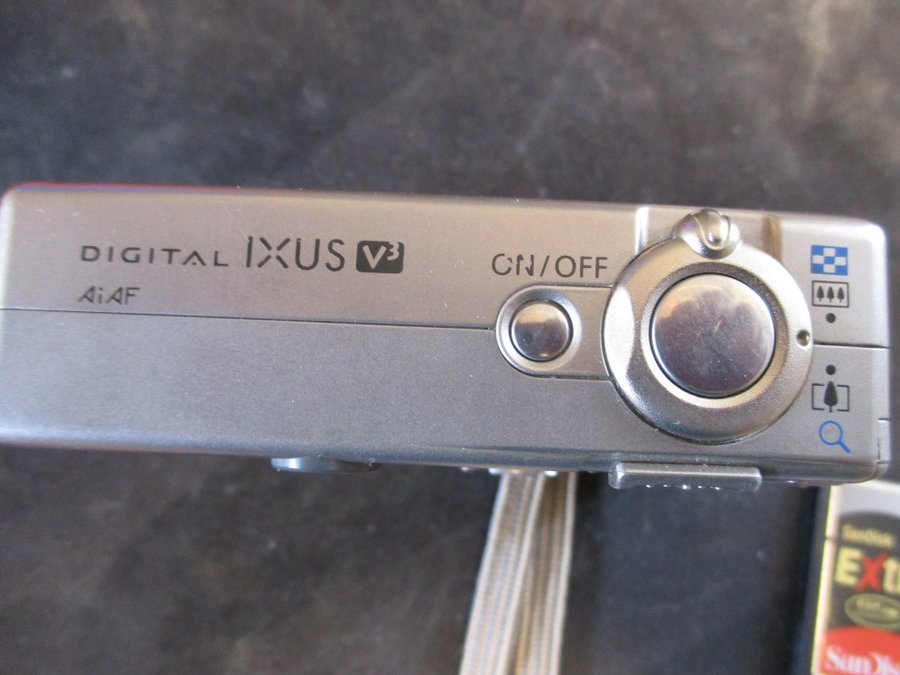 Canon Digital Ixus V3