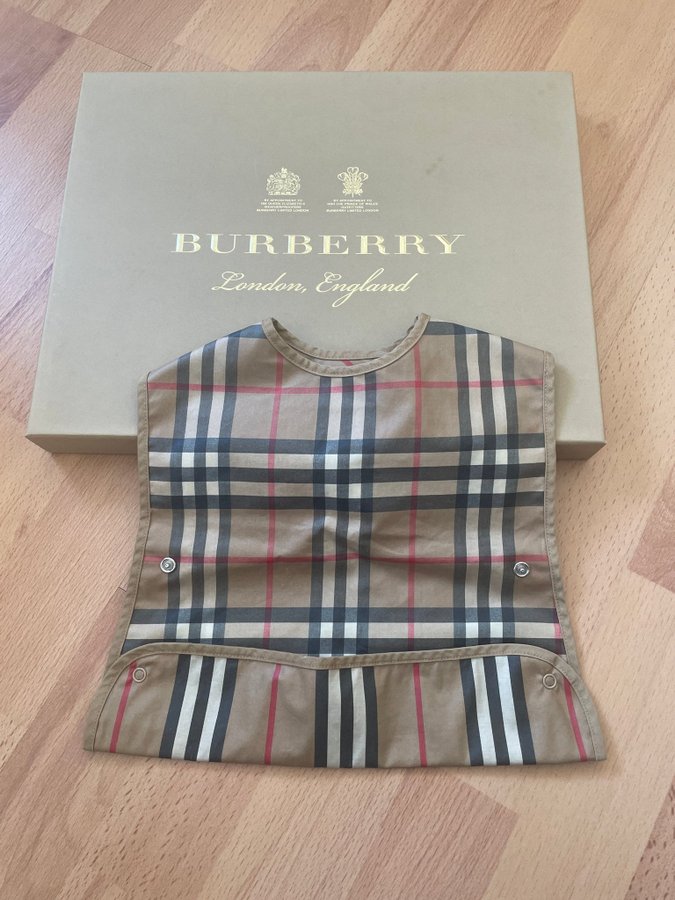 Burberry beige babysal