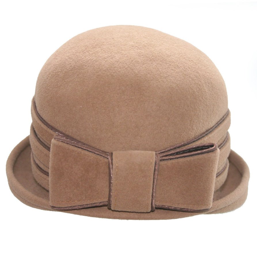 Beige elegant hatt i filt