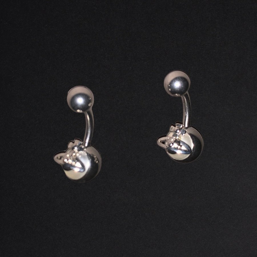 Jewelry - Vivienne Westwood Saturn and Pearl Piercing Studs |smycken|