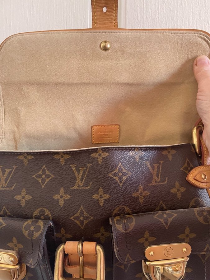 Louis Vuitton Hudson PM