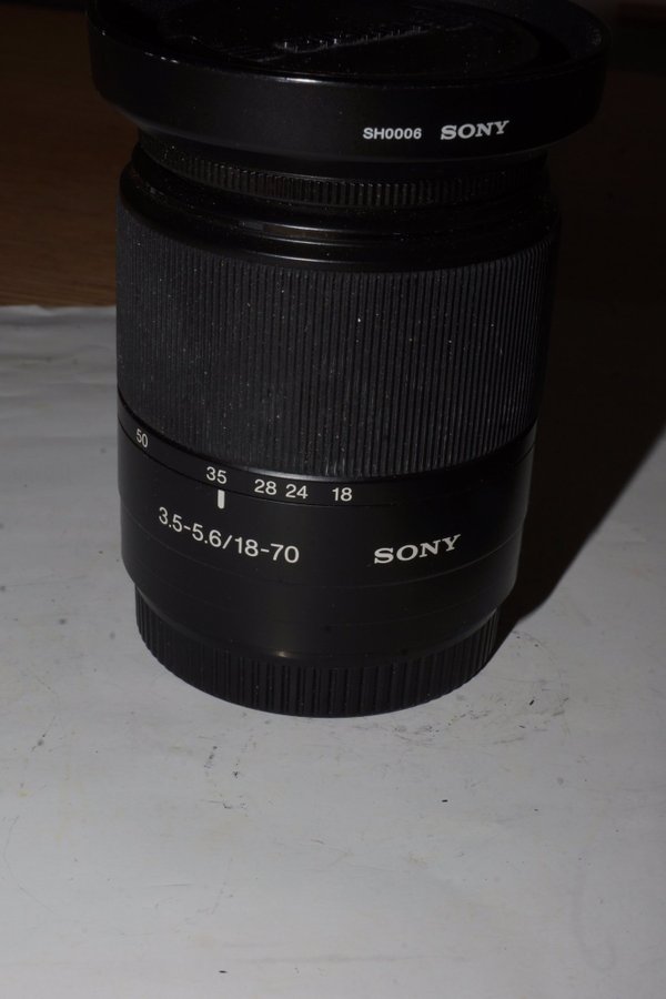 Objektiv Sony DT 35-56/18-70 mm